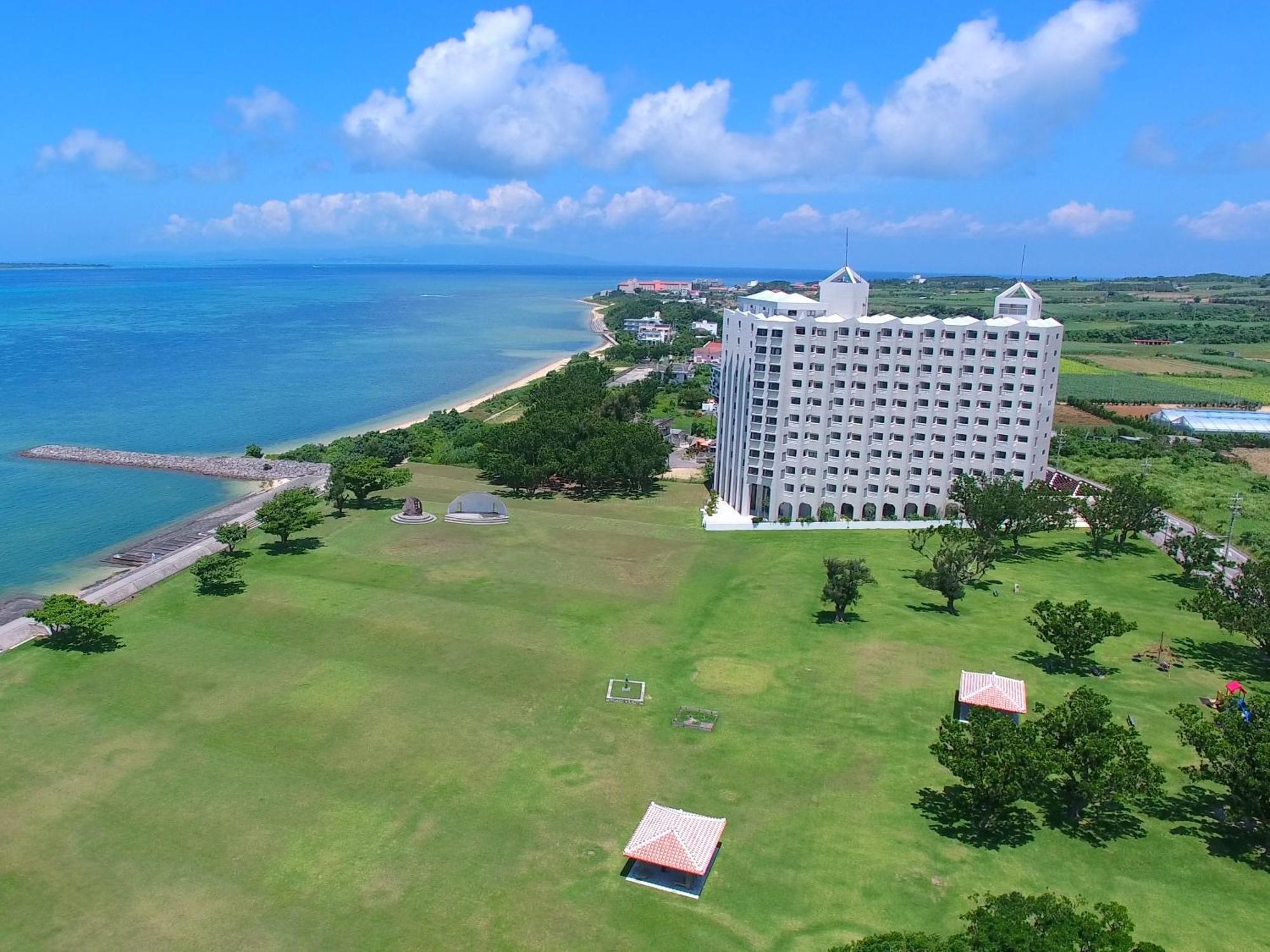Hotel Royal Marine Palace Ishigakijima Ishigaki  Buitenkant foto